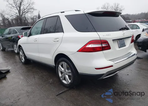 2013 Mercedes-Benz Ml 350 4Matic z USA, uszkodzony, nr VIN 4JGDA5HB5DA220490